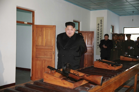 
Quân đội Triều Tiên đe dọa thực hiện các cuộc tấn công phủ đầu vào phủ tổng thống Hàn Quốc. Ảnh: REUTERS
