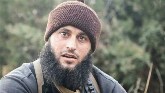 Chỉ huy cấp cao của nhóm vũ trang Ahral al-Sham tên Majed Hussein Al Sadeq. Ảnh: PRESS TV