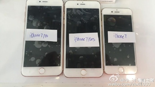 
Mặt trước iPhone 7 không có gì thay đổi so với các bản tiền nhiệm.
