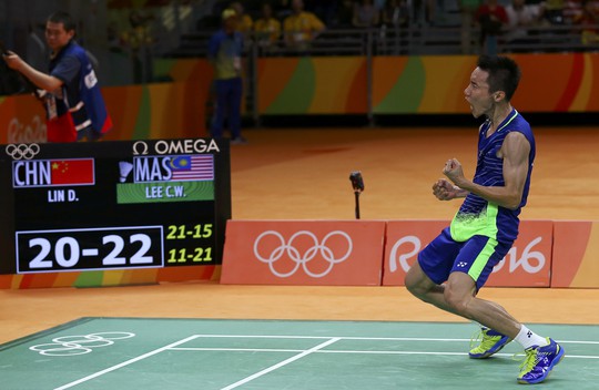 Niềm vui chiến thắng của Lee Chong Wei sau 2 kỳ Olympic toàn thua Lin Dan