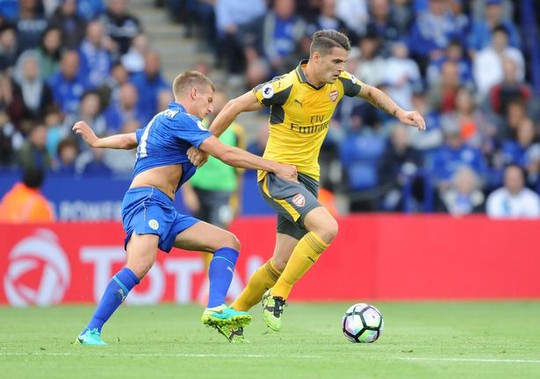 Sự xuất hiện của Xhaka khiến Wilshere khó cạnh tranh một vị trí ở hàng tiền vệ