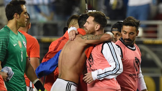 
Messi không thể ra sân trong trận gặp Chile sáng 7-6
