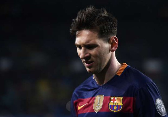 
Messi tỏ vẻ khó chịu khi bị so sánh với Ronaldo
