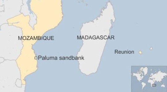 Mảnh vỡ MH370 đầu tiên tìm thấy ở đảo Reunion. Mảnh vỡ mới tìm thấy ở Mozambique. Nguồn: BBC
