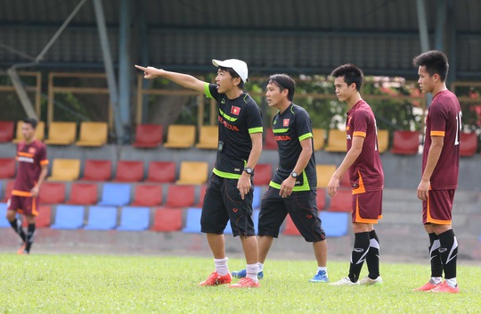 
HLV Miura tận tâm nhưng về chiến thuật lại không tạo ra lối chơi cống hiến cho khán giả bóng đá Việt Nam
