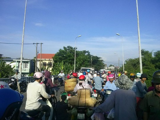 
Cầu Bãi Dâu (tp. Huế) là nơi anh Nguyễn C. nhảy tự tử
