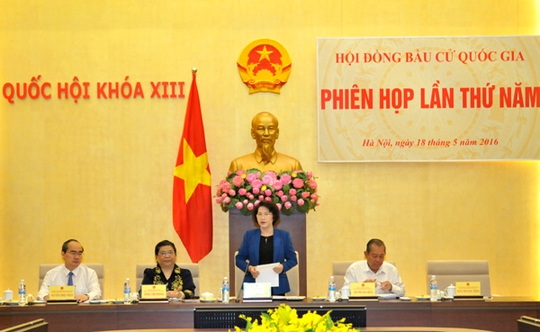 
Chủ tịch Quốc hội, Chủ tịch Hội đồng bầu cử quốc gia Nguyễn Thị Kim Ngân nêu rõ đây là thời điểm đặc biệt quan trọng tiến tới ngày bầu cử 22-5
