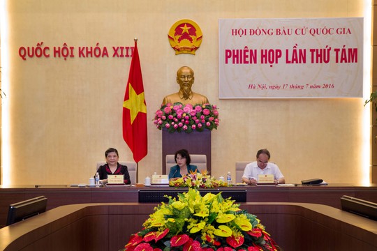 
Chủ tịch QH, Chủ tịch Hội đồng bầu cử quốc gia Nguyễn Thị Kim Ngân chủ trì họp đột xuất phiên thứ tám HĐBCQ
