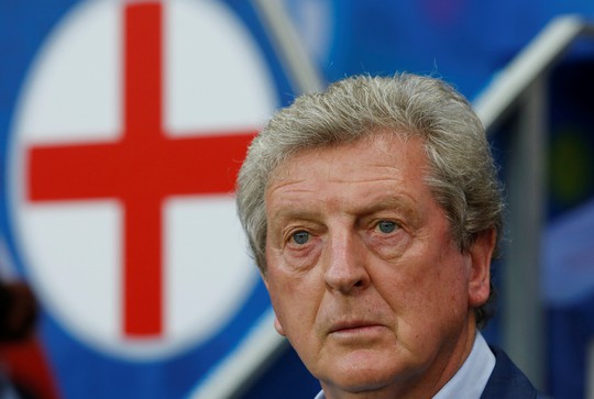 HLV Roy Hodgson quyết định chia tay đội tuyển Anh sau khi không thể vào tứ kết Euro 2016