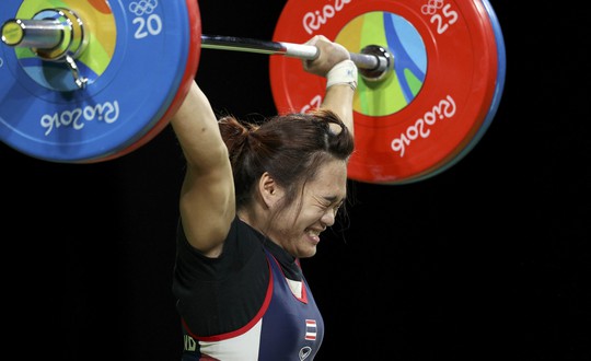 HCV cử tạ 58 kg nữ của Sukanya Srisurat giúp Thái Lan tiếp tục dẫn đầu khu vực Đông Nam Á ở Olympic Rio