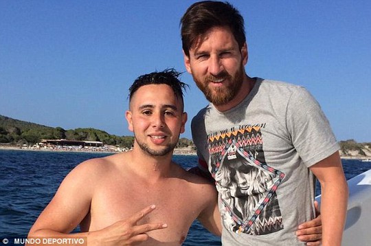 
Suli vui mừng khi gặp Messi
