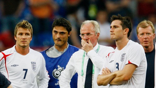
Tuyển Anh của HLV Sven Goran Eriksson, David Beckham và Frank Lampard thua Bồ Đào Nha ở vòng đấu loại trực tiếp World Cup 2006
