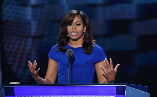 
Bà Michelle Obama đọc diễn văn hôm 25-7. Ảnh: TNS
