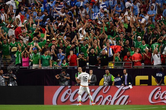 CĐV Mexico ăn mừng chiến thắng hoành tráng của đội nhà
