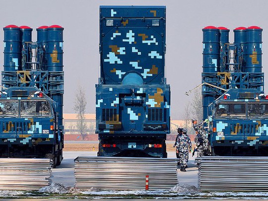 Tổ hợp tên lửa phòng không HQ-9 của Trung Quốc - Ảnh: AUS Airpower