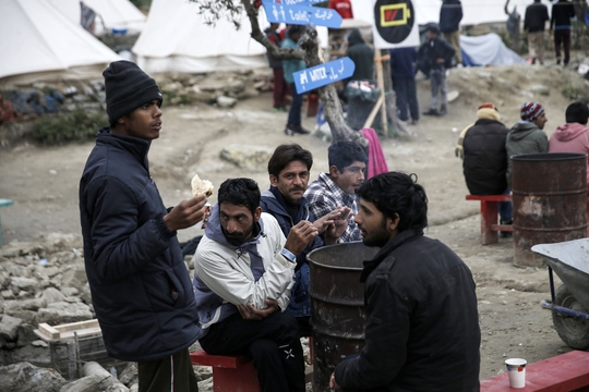 Người di cư trên đảo Lesbos - Hy LạpẢnh: Reuters