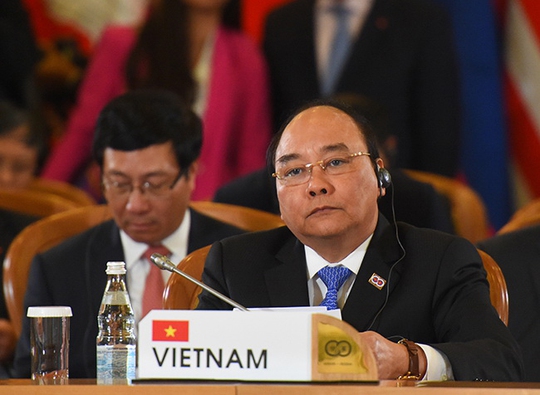 
Thủ tướng Nguyễn Xuân Phúc dự phiên toàn thể Hội nghị Cấp cao kỷ niệm 20 năm thiết lập quan hệ Đối tác Đối thoại ASEAN - Nga. Ảnh: VGP
