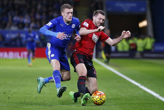 Vardy (trái) cùng Leicester trong trận hòa West Brom 2-2 Ảnh: REUTERS