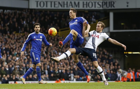 Harry Kane là niềm hy vọng lớn nhất của Tottenham trước ChelseaẢnh: REUTERS