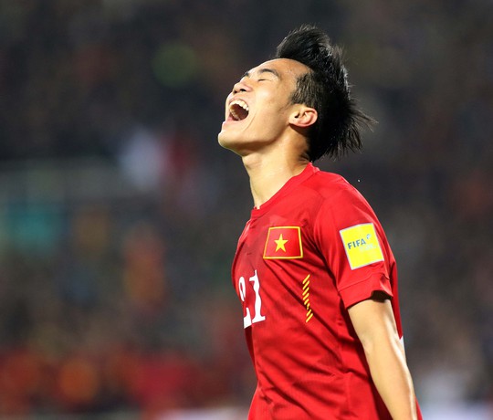 Văn Toàn phấn khích sau khi ghi 2 bàn ngay trong trận ra mắt đội tuyển quốc gia Ảnh: Hải Anh