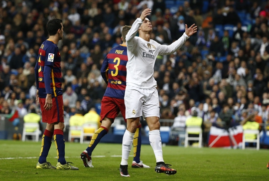 Ronaldo quyết không để thua Barca trong cả 2 trận siêu kinh điển mùa nàyẢnh: REUTERS
