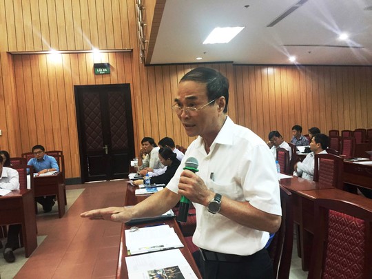 TS Lê Hồng Huyên - Vụ trưởng Vụ Xã hội, Ban Kinh tế trung ương - phát biểu tại hội thảo