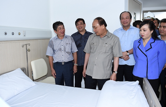 Thủ tướng đi thăm Bệnh viện Việt Đức cơ sở 2