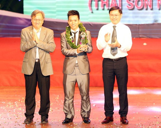Trần Văn Vũ trở thành cầu thủ Futsal đầu tiên đoạt giải cầu thủ xuất sắc