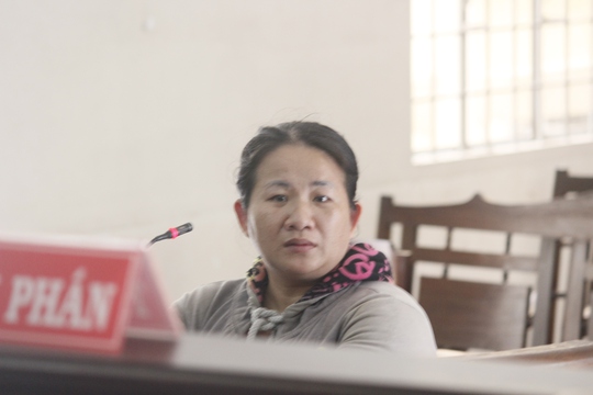 
Bị cáo Trương Thị Thúy Ái tại tòa
