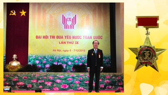 Chủ tịch HĐQT - TGĐ Đinh Văn Vui được phong tặng danh hiệu Anh hùng Lao động thời kỳ đổi mới tại Đại hội Thi đua yêu nước lần thứ IX tháng 12-2015. (Ảnh do nhân vật cung cấp)
