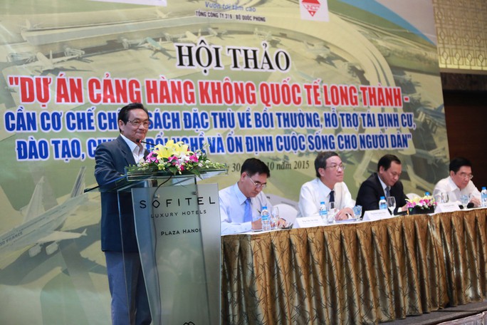 Ông Trần Du Lịch - chuyên gia kinh tế, đại biểu Quốc hội - phát biểu tại hội thảo