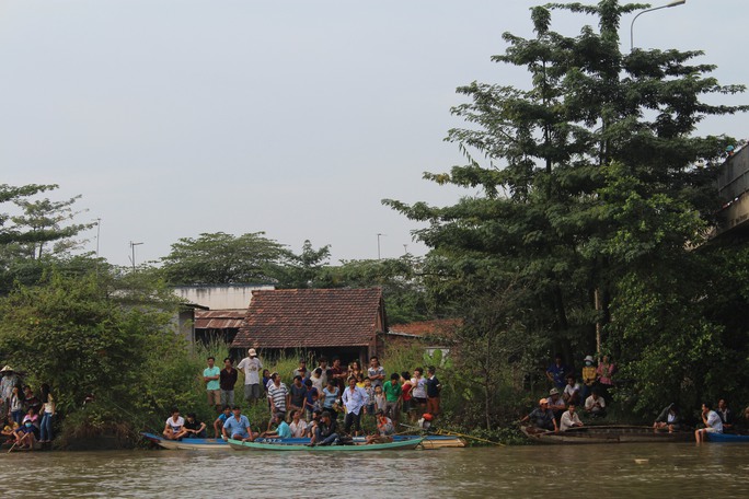 
Lễ hội đem lại niềm vui, làm đẹp thêm cuộc sống cho người dân địa phương.
