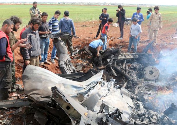 
Máy bay bị bắn hạ ngày 5-4 ở cao nguyên Talat al-Iss. Ảnh: REUTERS
