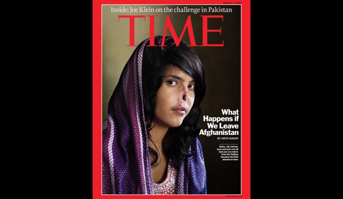 
Vụ việc trước đó của Aisha Mohammadzai hồi năm 2010 từng khiến cả thế giới sửng sốt khi cô xuất hiện trên trang bìa của tạp chí Time với khuôn mặt mất mũi. Ảnh: Time
