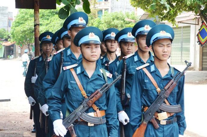 Linh cữu phi công Trần Quang Khải đã về tới quê nhà