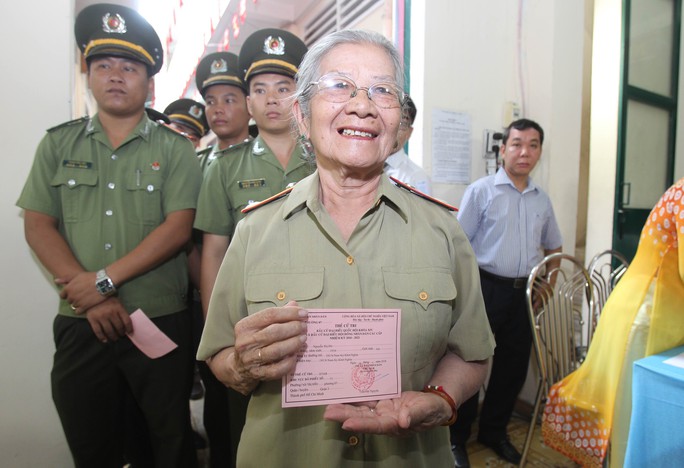 TP HCM: Bí thư Đinh La Thăng đi bầu cử từ sáng sớm