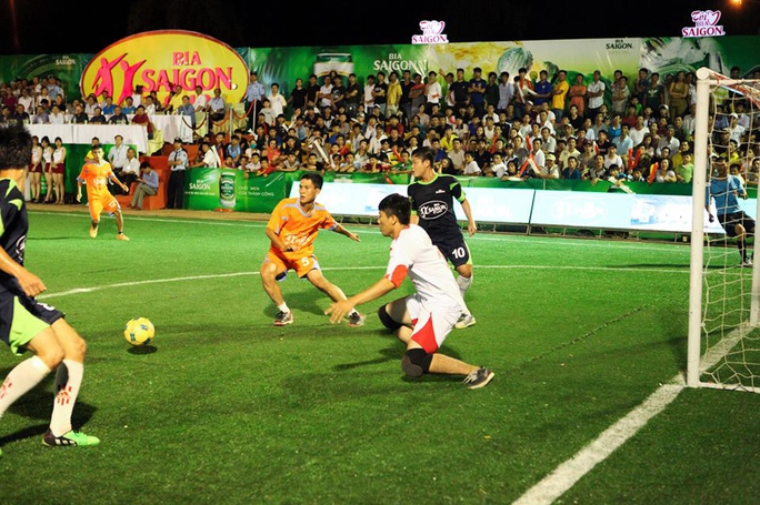 giá bia sài gòn xanh 2016
