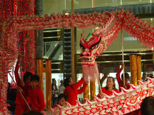 mua lan su rong 2012