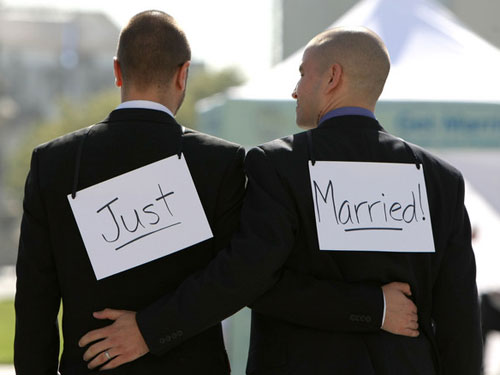 Tại sao con người bị đồng tính luyến ái?