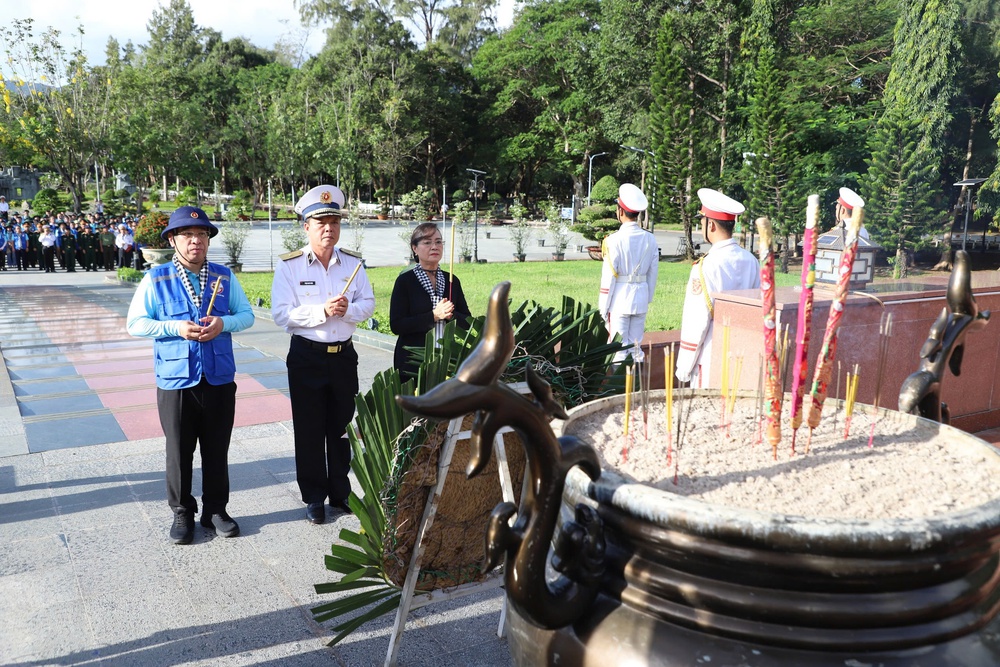 NGHĨA TÌNH TP HCM, VÌ BIỂN ĐẢO THÂN YÊU (*): Động viên kịp thời, chiến sĩ vững tin- Ảnh 35.