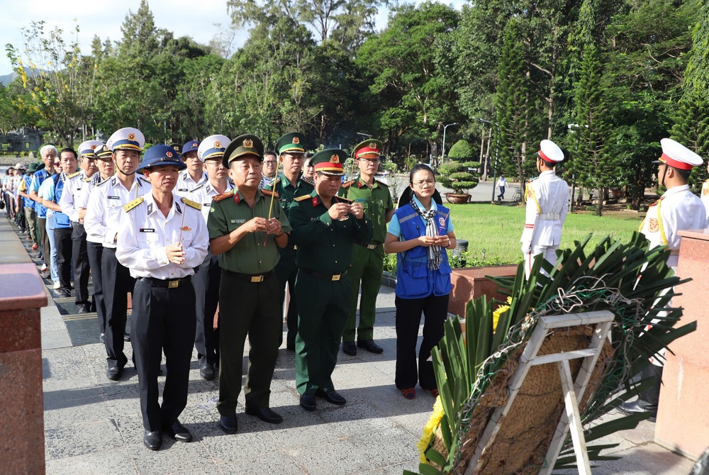 NGHĨA TÌNH TP HCM, VÌ BIỂN ĐẢO THÂN YÊU (*): Tiếp sức từ hậu phương vững chắc- Ảnh 23.