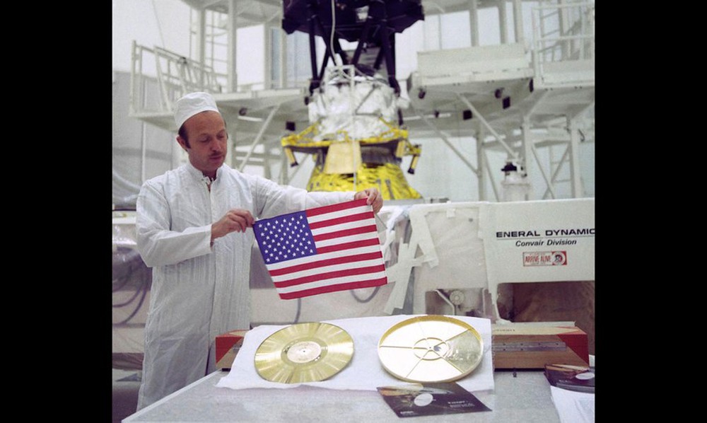 Chiếc đĩa vàng có tiếng Việt NASA gửi người ngoài hành tinh- Ảnh 4.