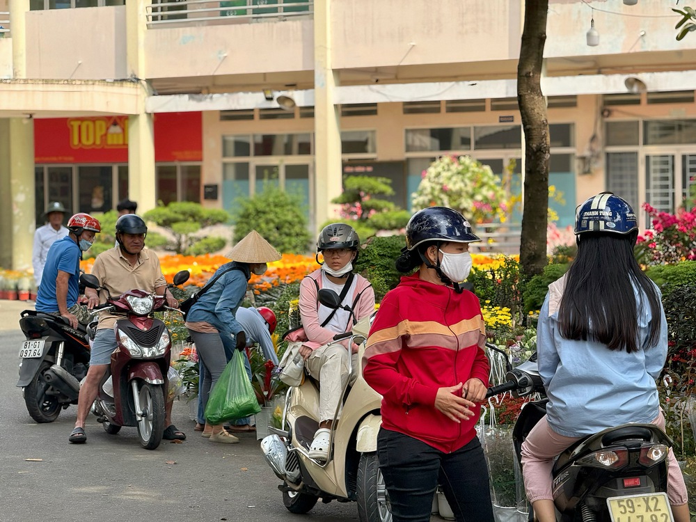 VIDEO: Chuyện “song” Danh mang mùa xuân đến TP HCM- Ảnh 8.