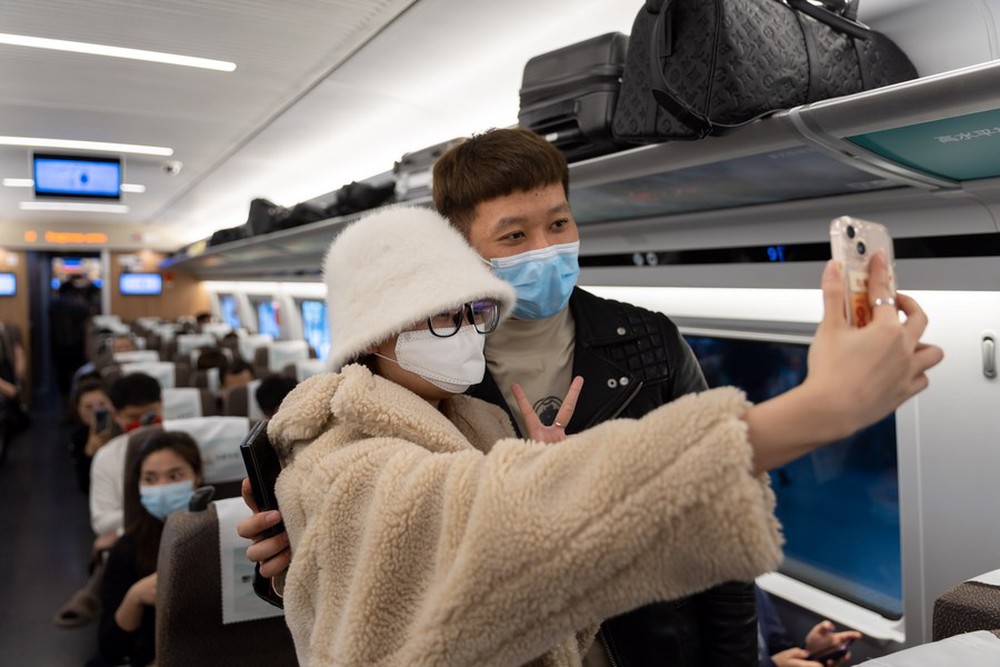 WHO, CDC Mỹ nói gì về virus HMPV "dậy sóng" ở Trung Quốc?- Ảnh 5. WHO, CDC Mỹ nói gì về virus HMPV "dậy sóng" ở Trung Quốc?- Ảnh 5.
