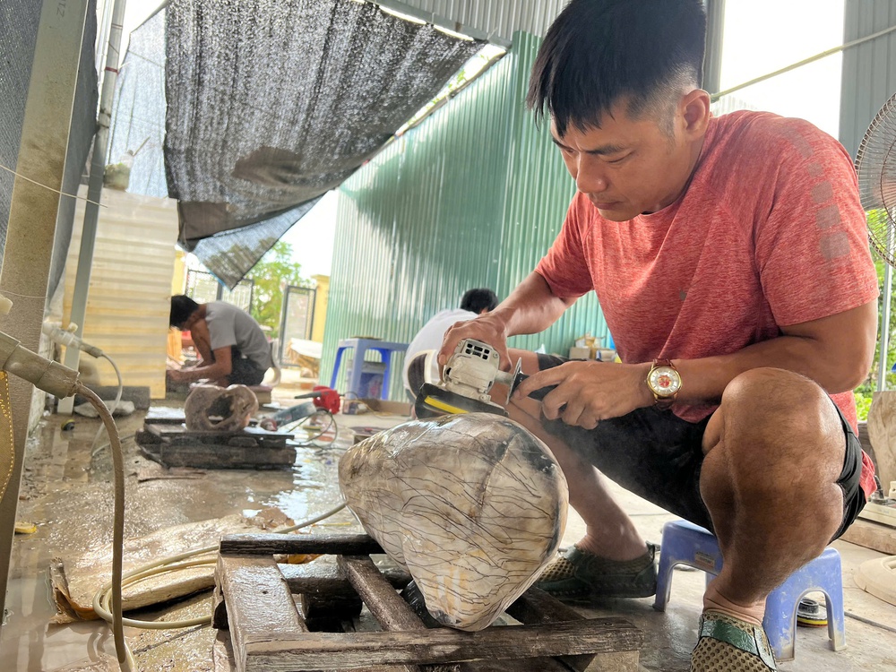 Kho báu trong lòng núi Chư A Thai - Ảnh 13.