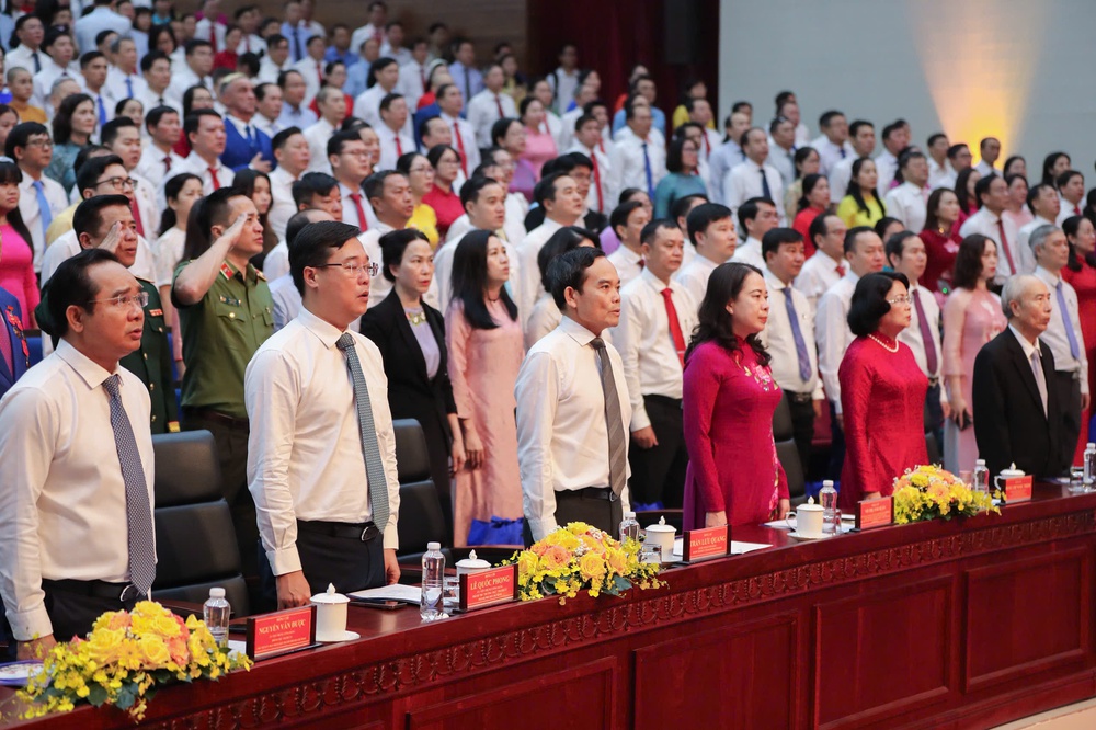 [Emagazine] - 12 dấu ấn nổi bật của TPHCM năm 2025 - Ảnh 22.