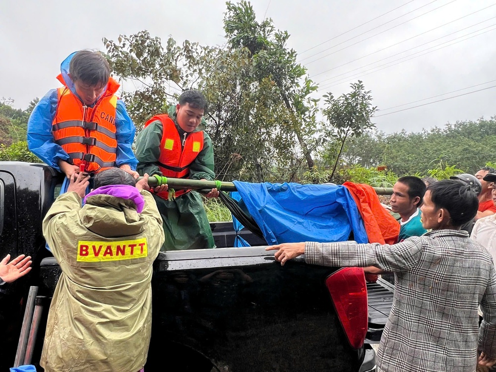 Tang thương khúc ruột miền Trung - Ảnh 10.