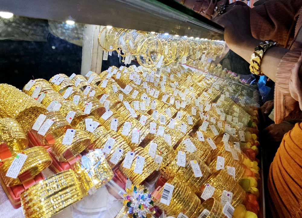 Vàng Mi Hồng và chuyện ông chủ giữ nghề bằng chữ tín, giữ khách bằng sự đàng hoàng- Ảnh 18. Vàng Mi Hồng và chuyện ông chủ giữ nghề bằng chữ tín, giữ khách bằng sự đàng hoàng- Ảnh 18.