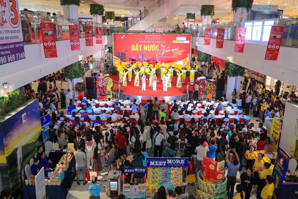 Gala nghệ thuật “Đất nước vươn mình”: Hòa âm của những giai điệu tự hào và tình yêu Tổ quốc - Ảnh 6.