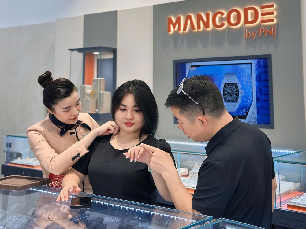 "Nữ tướng" PNJ: Kinh doanh dễ thì ai cũng có thể xây dựng doanh nghiệp lớn!- Ảnh 21. "Nữ tướng" PNJ: Kinh doanh dễ thì ai cũng có thể xây dựng doanh nghiệp lớn!- Ảnh 21.
